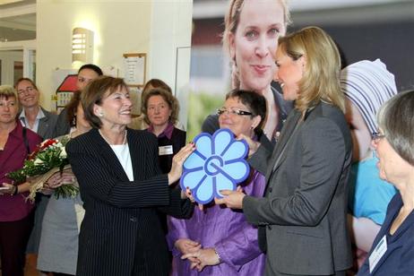 Bettina Wulff übernimmt von Eva Luise Köhler die Schirmherrschaft