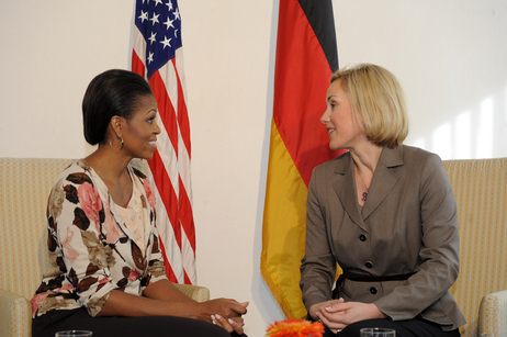Michelle Obama und Bettina Wulff im Gespräch