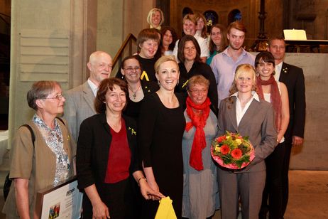 Bettina Wulff mit den Trägern des Gemeinsam-Preises im Dom zu Braunschweig