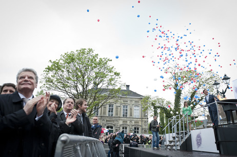 Entzündung des Freiheitsfeuers auf dem Schlossplatz von Breda