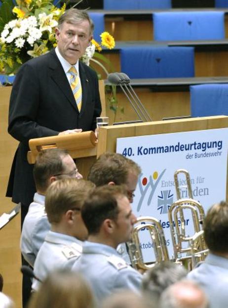 Bundespräsident Horst Köhler während seiner Rede im Internationalen Kongresszentrum Bundeshaus Bonn (ehemaliger Plenarsaal des Deutschen Bundestages).