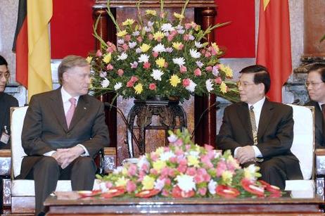 Bundespräsident Horst Köhler wird von Nguyen Minh Triet, Präsident Vietnams, zu einem Gespräch im Präsidentenpalast empfangen.