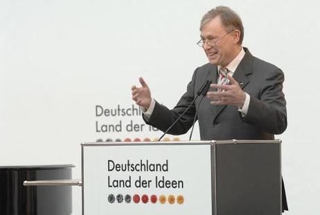 Bundespräsident Horst Köhler während einer Rede anlässlich eines Empfangs im Deutschen Historischen Museum im Rahmen der Initiative '365 Orte im Land der Ideen'.