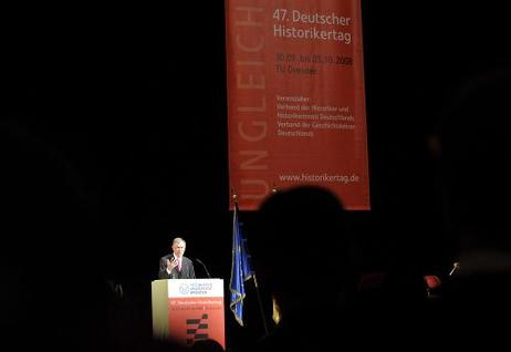 Bundespräsident Horst Köhler während einer Eröffnungsansprache auf dem Deutschen Historikertag in der Semperoper.