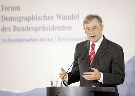 Bundespräsident Horst Köhler während einer Eröffnungsansprache bei der Jahrestagung des Forums Demographischer Wandel.