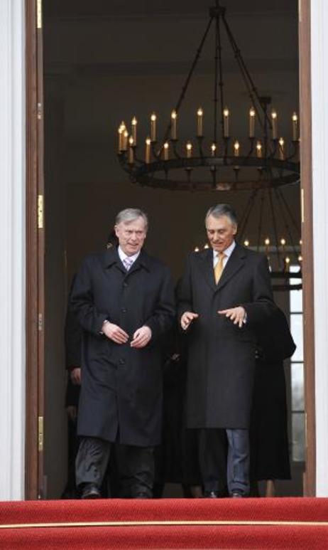 Bundespräsident Horst Köhler (l.) empfängt Aníbal Cavaco Silva, Präsident Portugals, zu einem Gespräch im Schloss Bellevue.