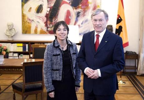 Bundespräsident Horst Köhler empfängt Bischöfin Margot Käßmann, Ratsvorsitzende der Evangelischen Kirche in Deutschland (EKD), zu einem Gespräch im Schloss Bellevue.