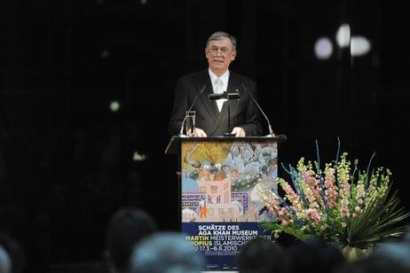 Bundespräsident Horst Köhler während einer Rede zur Eröffnung der Ausstellung "Schätze des Aga-Khan-Museums. Meisterwerke der islamischen Kunst" im Martin-Gropius-Bau.