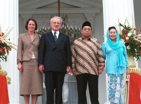Reise von Bundespräsident Rau und Frau Christina Rau in die Republik Indonesien