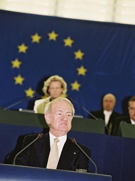 Bundespräsident Dr.Dr.h.c. Johannes Rau während seiner Rede vor dem Plenum des Europäischen Parlaments.