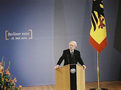 Bundespräsident Dr.Dr.h.c. Johannes Rau während seiner "Berliner Rede".