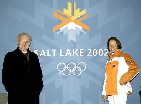Bundespräsident Dr.Dr.h.c. Johannes Rau und seine Gattin Christina Rau bei den Olympischen Winterspielen.