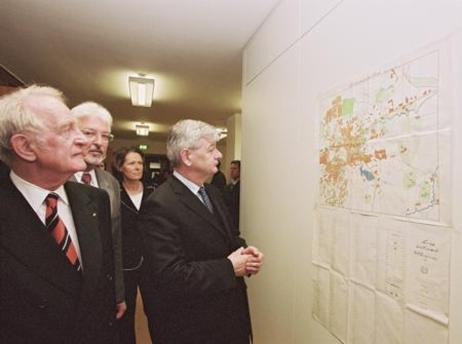 Besuch von Bundespräsident Johannes Rau und seiner Frau im Auswärtigen Amt