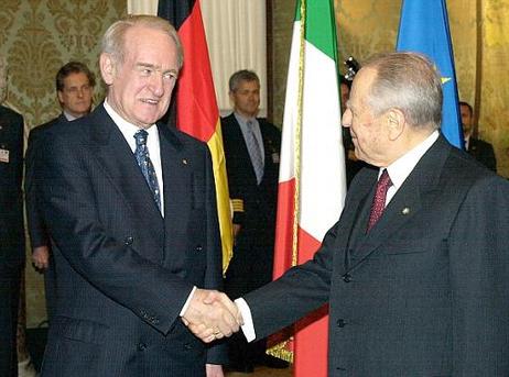 Bundespräsident Dr.Dr.h.c. Johannes Rau trifft den italienischen Staatspräsidenten, Carlo Azeglio Ciampi, zu einem Gespräch.