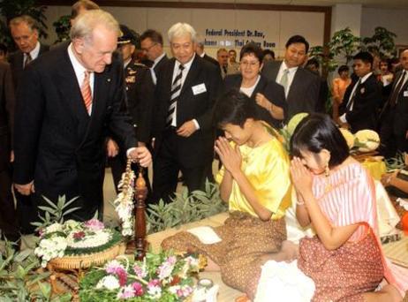 Reise von Bundespräsident Rau und Frau Rau nach Thailand