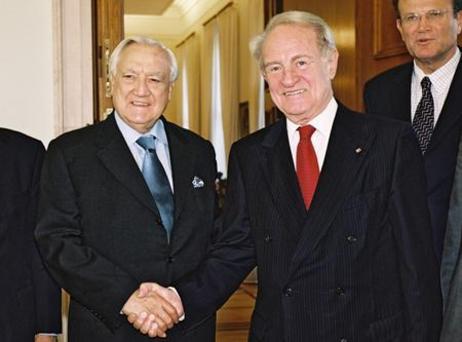Bundespräsident Johannes Rau empfängt den Präsidenten des französischen Senats, Christian Poncelet