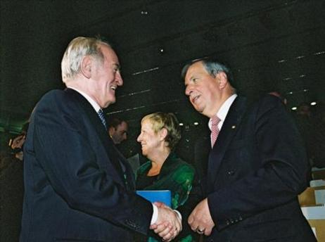 Bundespräsident Johannes Rau und Klaus Töpfer