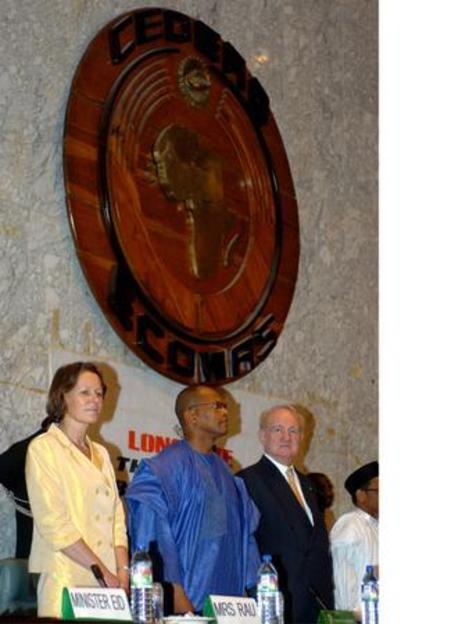 Bundespräsident Rau in Nigeria 2004 / Afrikareise