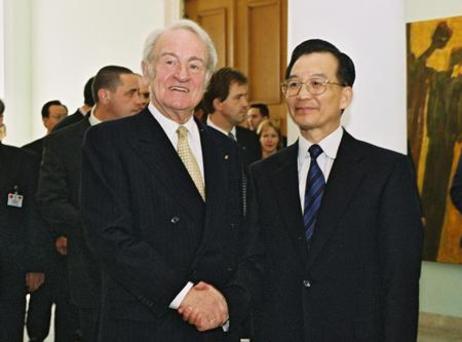 Chinesischer Ministerpräsident Wen in Berlin 2004