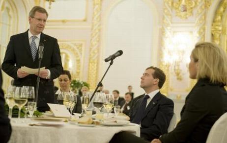 Bundespräsident Christian Wulff beim Staatsempfang in Moskau