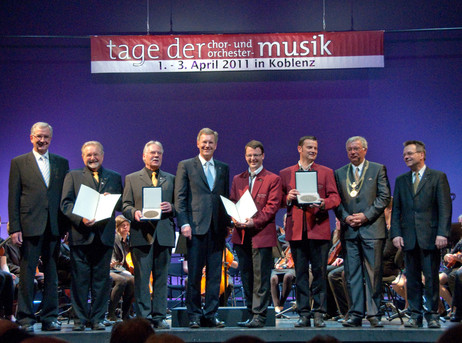 Verleihung von Zelter- und Pro-Musica-Plaketten in Koblenz