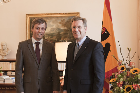 Bundespräsident Christian Wulff mit Oene van der Val von "Elsevier"