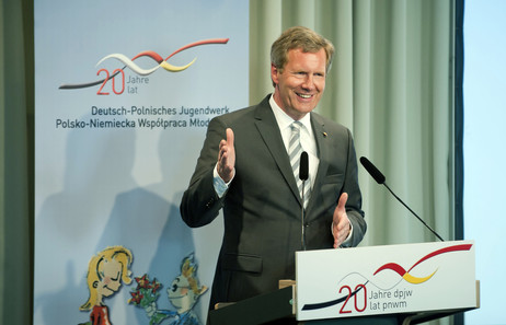  Festveranstaltung zum 20. Geburtstag des Deutsch-Polnischen Jugendwerkes in Berlin - Bundespräsident Christian Wulff hält eine Rede