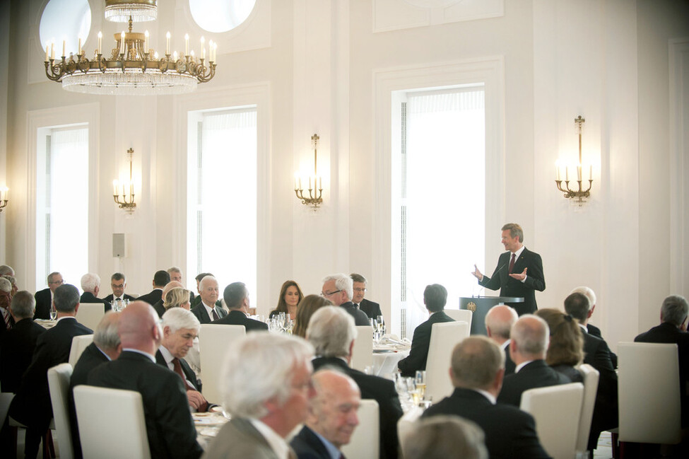 Abendessen zu Ehren des des polnischen Präsidenten Bronisław Komorowski in Schloss Bellevue - Bundespräsident Christian Wulff bei seiner Tischrede