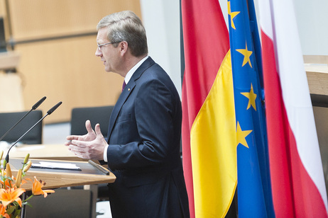 Bundespräsident Christian Wulff am Rednerpult im Abgeordnetenhaus von Berlin