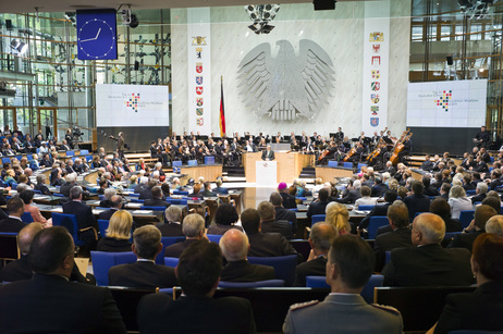 Festakt im ehemaligen Plenarsaal des Deutschen Bundestages