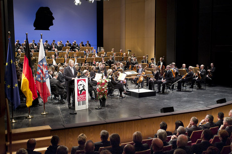Bundespräsident Christian Wulff bei seiner Ansprache im Deutschen Nationaltheater in Weimar