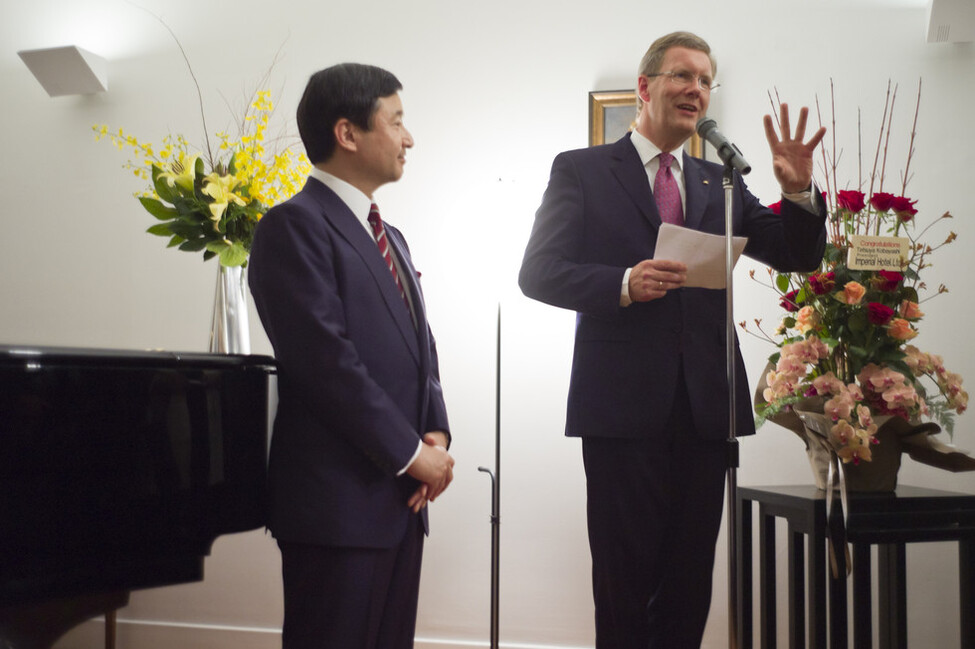 Bundespräsident Christian Wulff mit dem japanischen Kronprinzen Naruhito bei seiner Ansprache