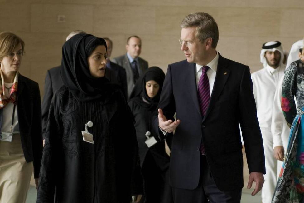 Bundespräsident Christian Wulff während seines Rundgangs durch das Islamische Museum