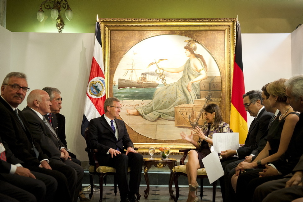 Bundespräsident Christian Wulff im Gespräch mit der Präsidentin der Republik Costa Rica, Laura Chinchilla