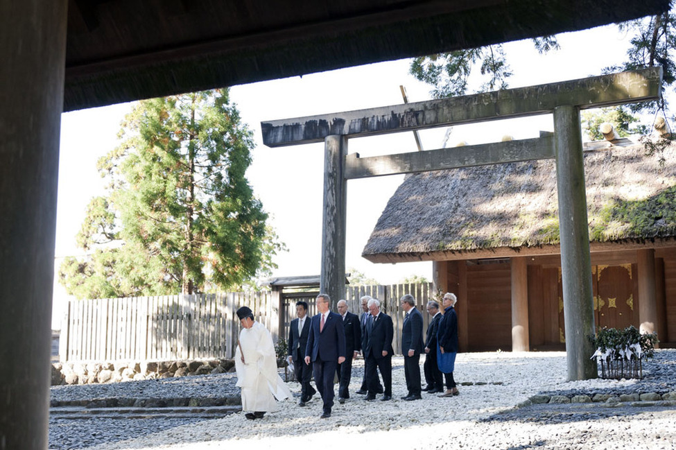 Bundespräsident Christian Wulff am Shinto-Schrein in Ise