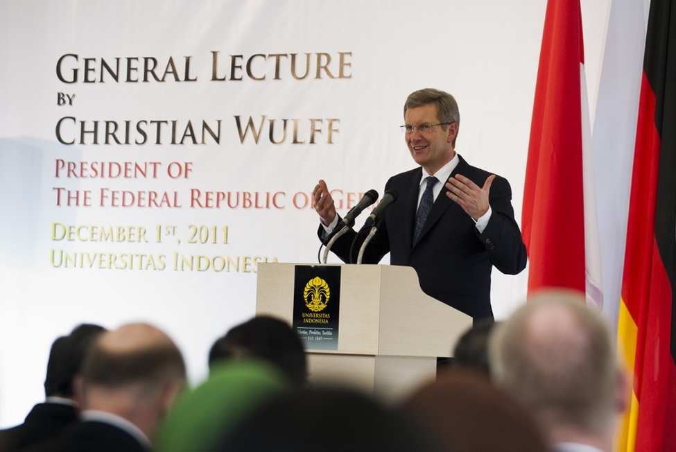  Bundespräsident Christian Wulff hält an der Universität Indonesia eine Rede