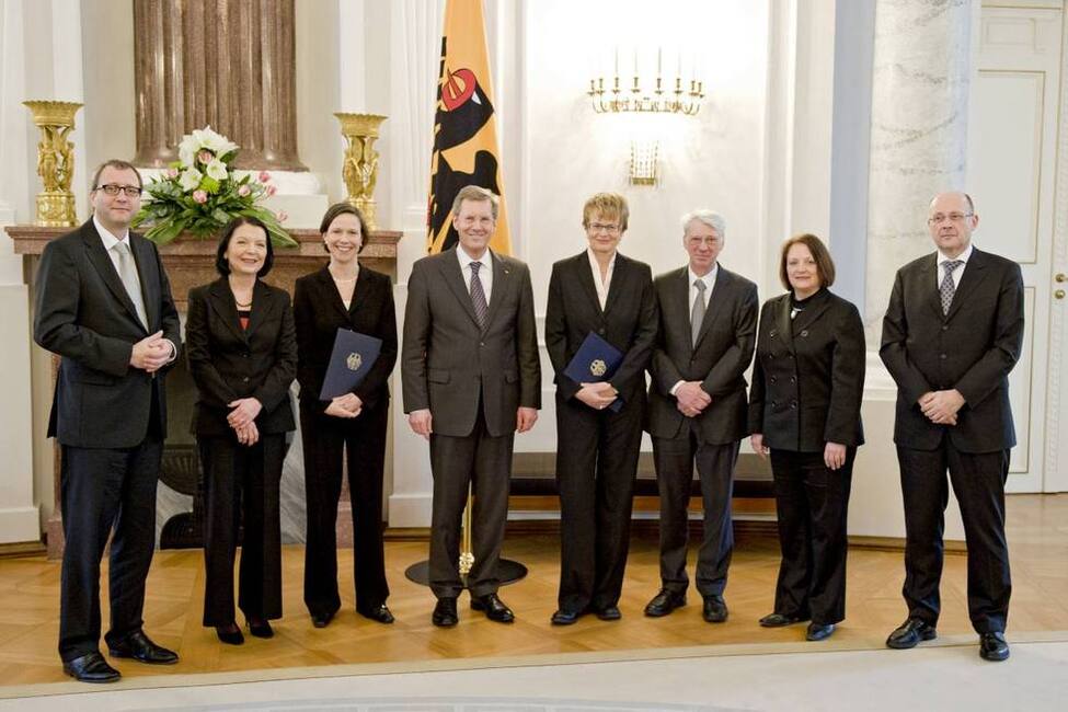 Verabschiedung und Ernennung von Richterinnen und Richtern des Bundesverfassungsgerichts in Schloss Bellevue