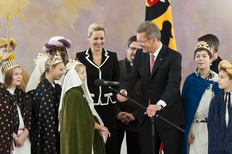 Bundespräsident Christian Wulff und seine Frau Bettina empfangen die Sternsinger in Schloss Bellevue