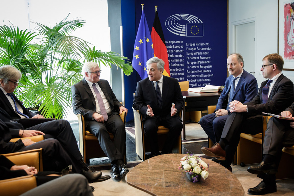 Bundespräsident Frank-Walter Steinmeier beim Gespräch mit dem Präsidenten des Europäischen Parlaments, Antonio Tajani, in Straßburg anlässlich seines Besuchs 