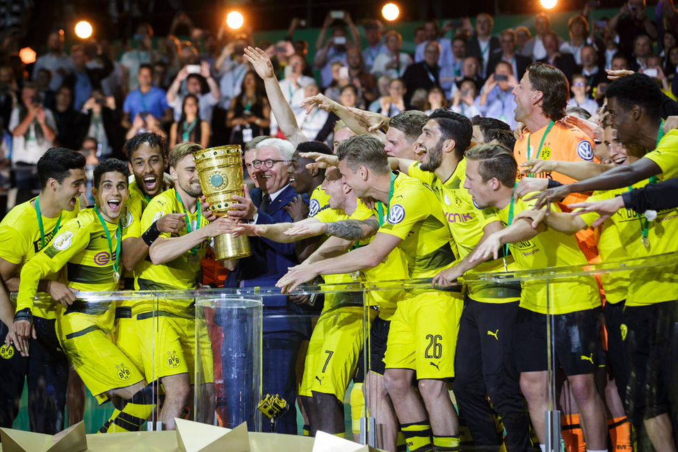 Bundespräsident Frank-Walter Steinmeier beim 74. DFB-Pokalfinale, das der BVB gegen Eintracht Frankfurt mit 2:1 gewonnen hat