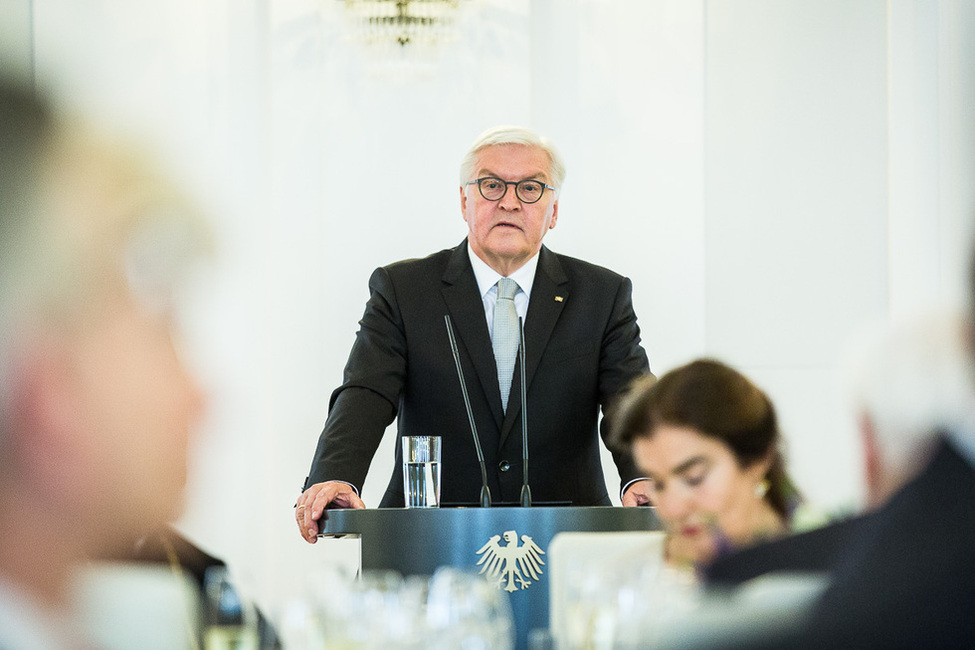 Bundespräsident Frank-Walter Steinmeier hält eine Rede im Großen Saal beim Abendessen zu Ehren des Präsidenten der Hellenischen Republik, Prokopios Pavlopoulos
