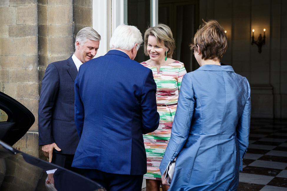 Bundespräsident Frank-Walter Steinmeier und Elke Büdenbender beim Mittagessen, gegeben von König Philippe und Königin Mathilde der Belgier, im Schloss Laken in Brüssel anlässlich der Reise nach Belgien 