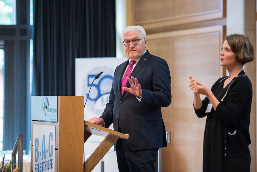 Bundespräsident Frank-Walter Steinmeier hält eine Ansprache in der Katholischen Akademie anlässlich des 50-jährigen Bestehens der BAG Selbsthilfe e.V. in Berlin 