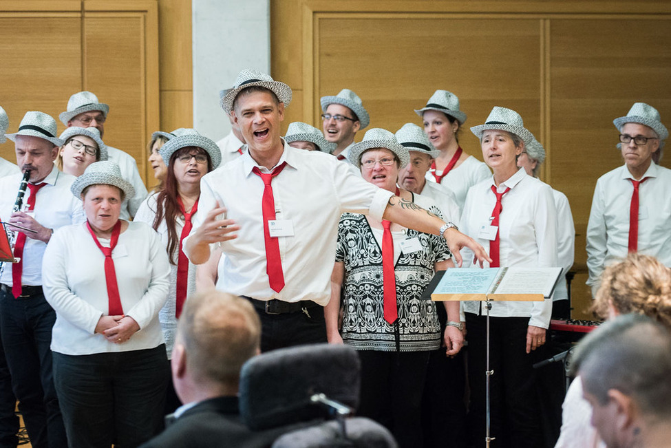 Musikalische Darbietung des Chores Die Nogat-Singers zum 50-jährigen Bestehen der BAG Selbsthilfe e.V. in Berlin 