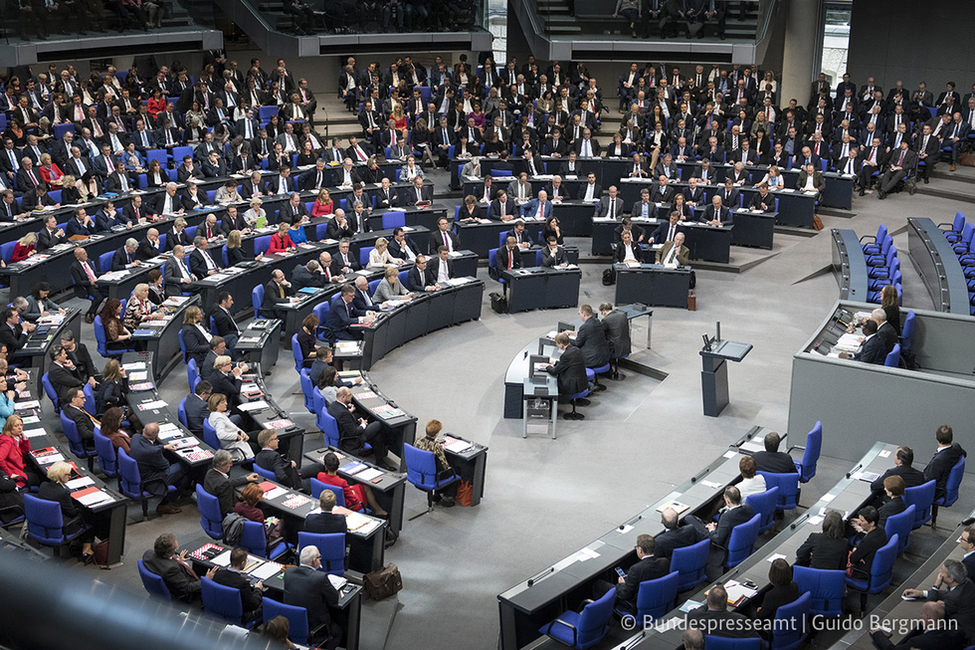 Bundespräsident Frank-Walter Steinmeier nimmt an der konstituierenden Sitzung des 19. Deutschen Bundestages teil