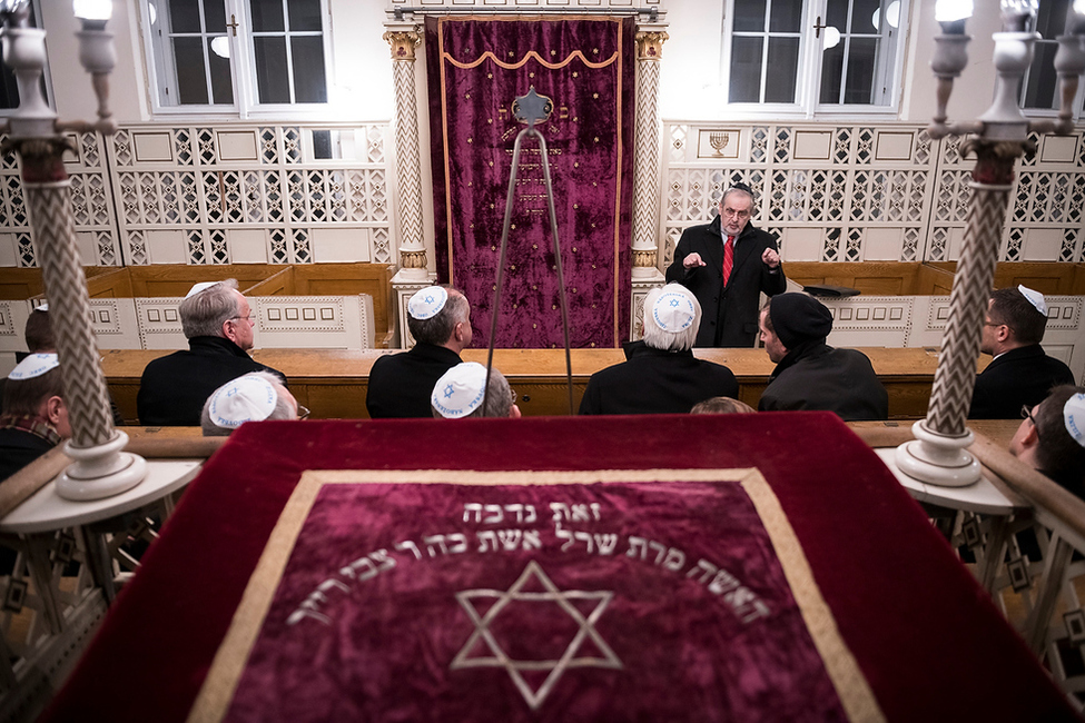 Bundespräsident Frank-Walter Steinmeier beim Besuch der Orthodoxen Synagoge in Žilina anlässlich des Antrittsbesuchs in der Slowakischen Republik  