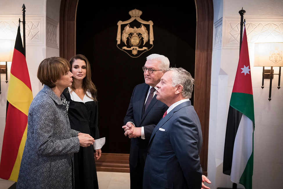 Bundespräsident Frank-Walter Steinmeier und Elke Büdenbender beim Austausch mit König Abdullah II ibn Al Hussein und Königin Rania im Husseiniye Palast anlässlich des offiziellen Besuchs im Haschemitischen Königreich Jordanien