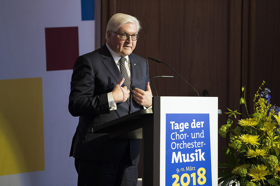 Bundespräsident Frank-Walter Steinmeier hält beim Festakt zur Verleihung der Zelter- und PRO MUSICA-Plaketten eine Ansprache in Celle