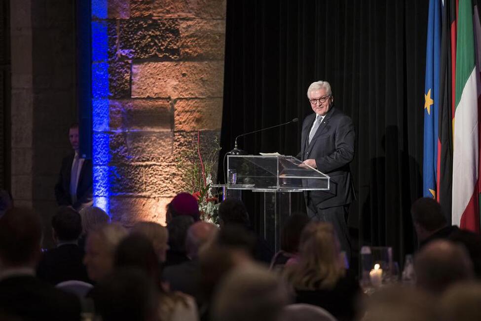 Bundespräsident Frank-Walter Steinmeier hält eine Ansprache im Krönungssaal des Aachener Rathauses anlässlich des Antrittsbesuchs in Nordrhein-Westfalen