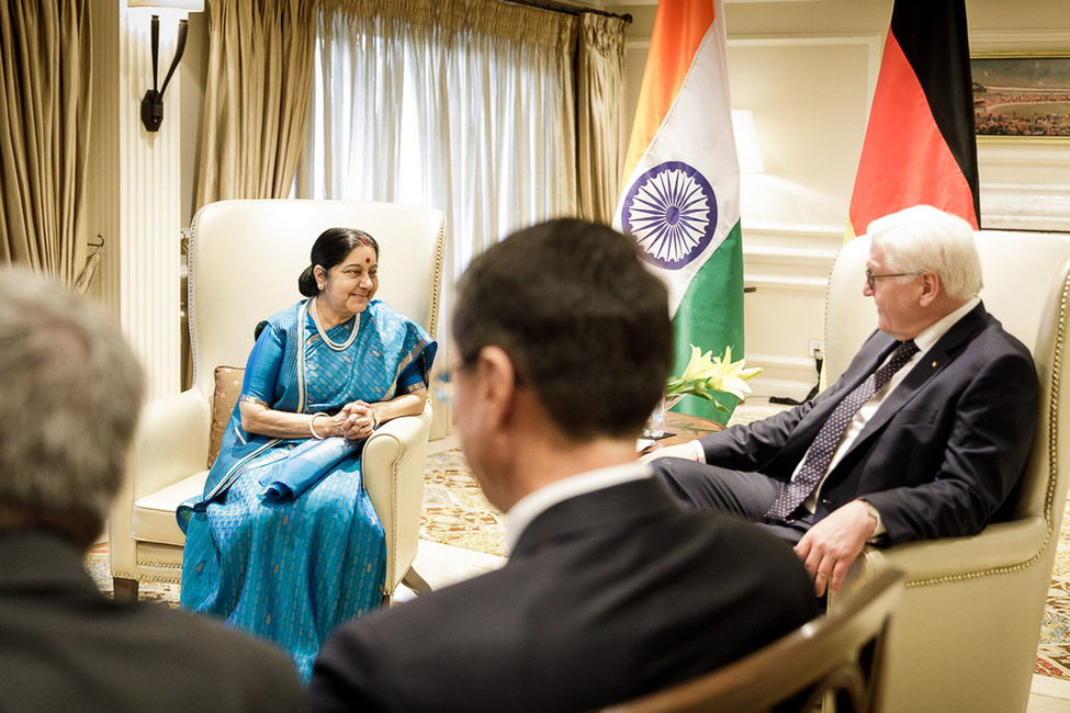 Bundespräsident Frank-Walter Steinmeier beim Gespräch mit der Außenministerin, Sushma Swaraj, in New Delhi anlässlich des Staatsbesuchs in Indien